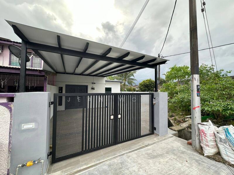 Untuk Dijual - Taman Megah Ria