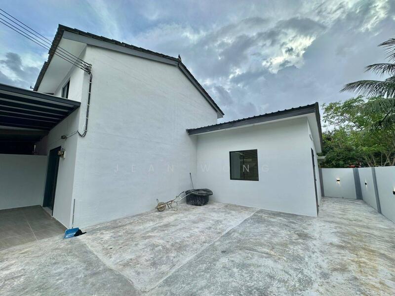 Untuk Dijual - Taman Megah Ria