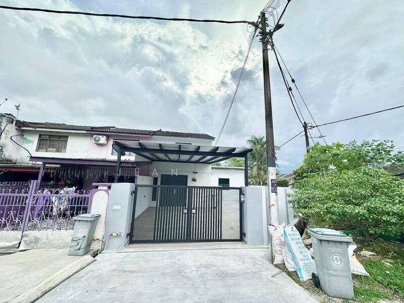 Untuk Dijual - Taman Megah Ria