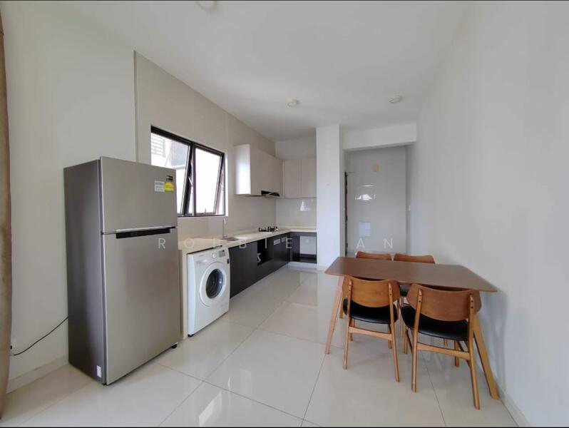 Bay Laurel @ Country Garden Danga Bay untuk Untuk Disewa - RM 2,900 /bulan, Apr 2026 - Kitchen - PropertyGuru.com.my