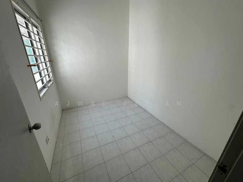 Pangsapuri untuk Dijual di Villa Tropika - Ajwad Azizan - Bedroom - PropertyGuru.com.my