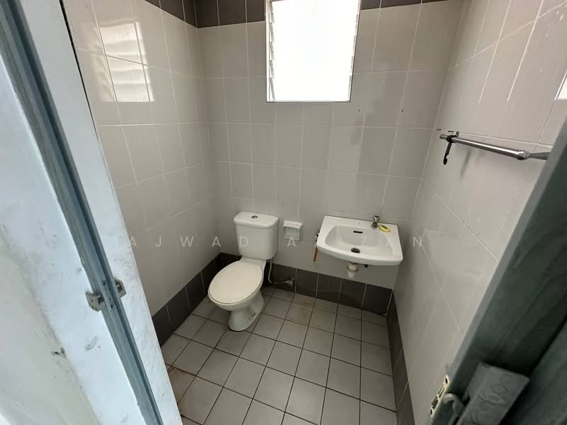 Pangsapuri untuk Dijual di Villa Tropika - Ajwad Azizan - Bathroom - PropertyGuru.com.my