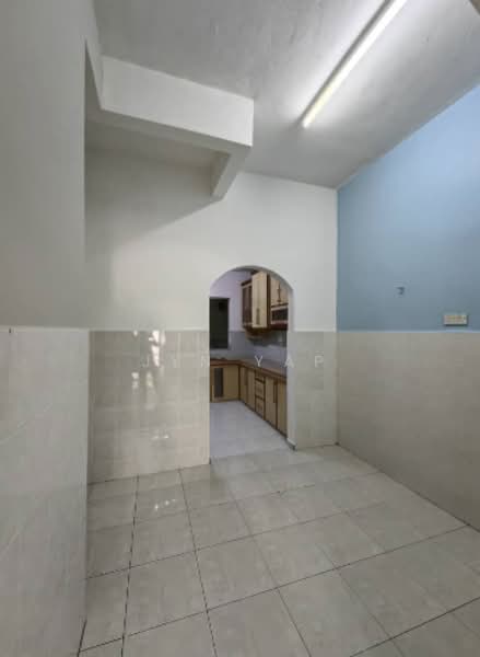 2-storey Terraced House for Sale in Bukit Ubi (Kuantan) - Jyn Yap - Kitchen - PropertyGuru.com.my
