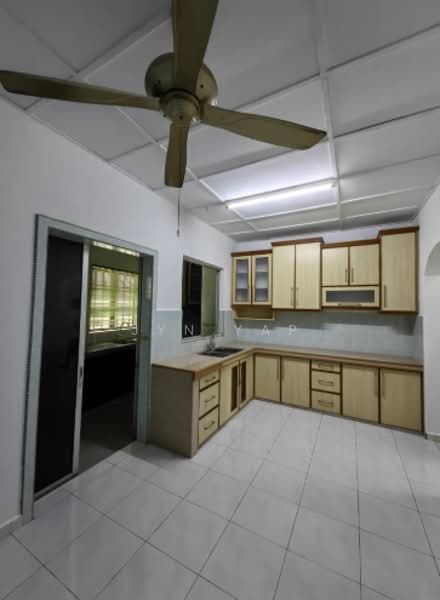 2-storey Terraced House for Sale in Bukit Ubi (Kuantan) - Jyn Yap - Kitchen - PropertyGuru.com.my