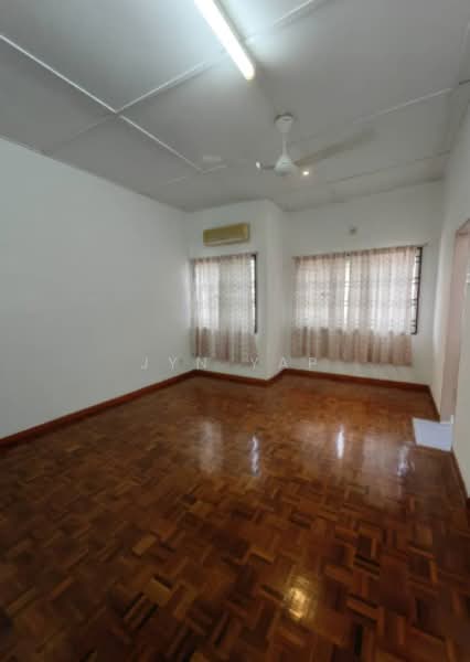 2-storey Terraced House for Sale in Bukit Ubi (Kuantan) - Jyn Yap - Living Room - PropertyGuru.com.my
