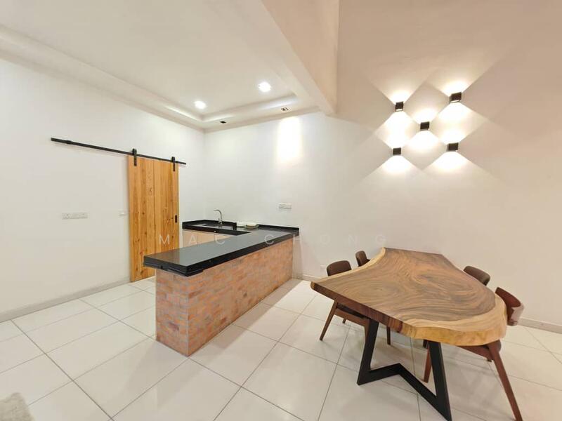 Parkfield Residences untuk Untuk Disewa - RM 3,000 /bulan, Mac 2026 - Kitchen - PropertyGuru.com.my