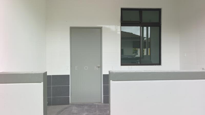 Rumah Berkembar untuk Dijual di Kelapa Sawit (Kulai) - Zeon Lim - Exterior - PropertyGuru.com.my