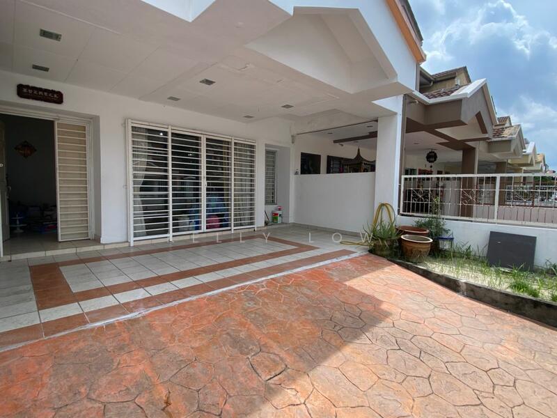 2-storey Terraced House for Sale in Bandar Puteri Puchong (Puchong) - Kelly Low - Exterior - PropertyGuru.com.my