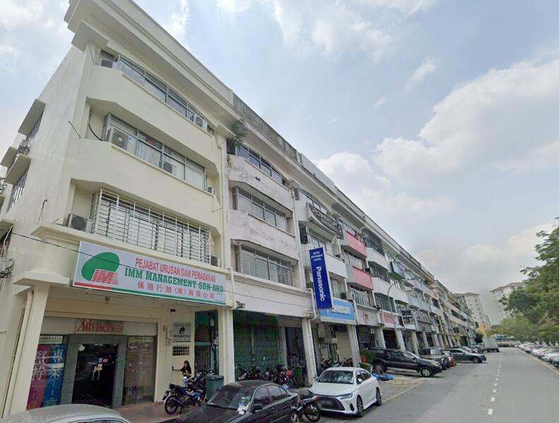 Untuk Dijual - 4 Storey Endlot Shop For Sale @ Taman Petaling Utama