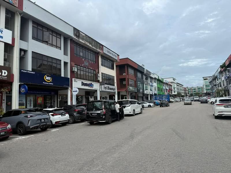 Shop for Rent in Taman Molek (Johor Bahru) - Jesmond Lee - Exterior - PropertyGuru.com.my