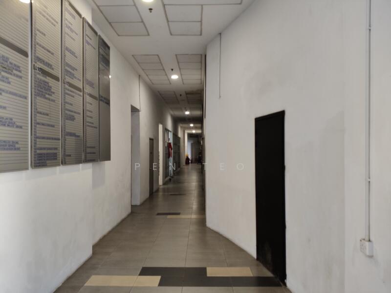 Shop / Office for Rent in Taman Bukit Jambul (Bukit Jambul) - Pen Teo - Back Door - PropertyGuru.com.my