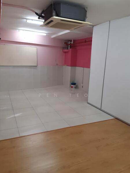 Shop / Office for Rent in Taman Bukit Jambul (Bukit Jambul) - Pen Teo - Mezannine Floor - PropertyGuru.com.my