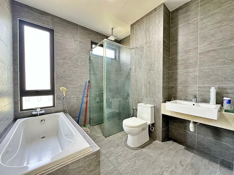 2-storey Terraced House for Sale in Presint 12 (Putrajaya) - Muhammad Ashraf . - Bathroom - PropertyGuru.com.my