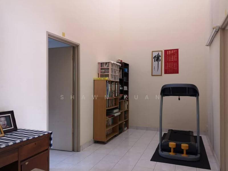 2-storey Terraced House for Sale in Taman Puncak Jalil (Seri Kembangan) - Shawn Kuan - Study - PropertyGuru.com.my