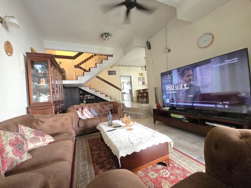 2-storey Terraced House for Sale in SS18 (Subang Jaya) - Jason Tan - Living Room - PropertyGuru.com.my