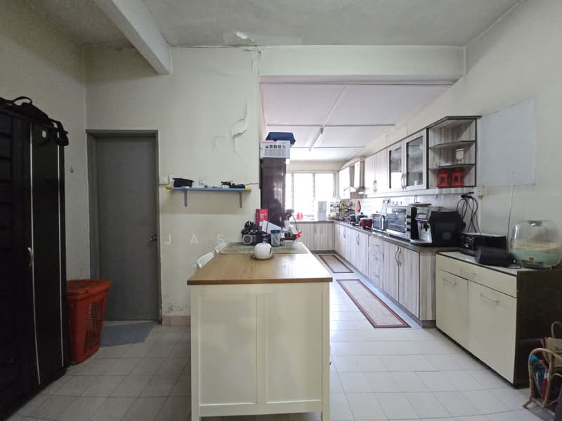 2-storey Terraced House for Sale in SS18 (Subang Jaya) - Jason Tan - Kitchen - PropertyGuru.com.my