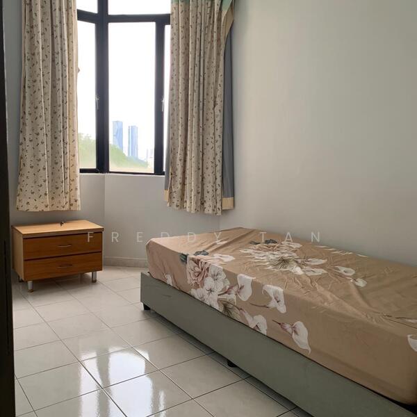 For Rent - Parkview Towers