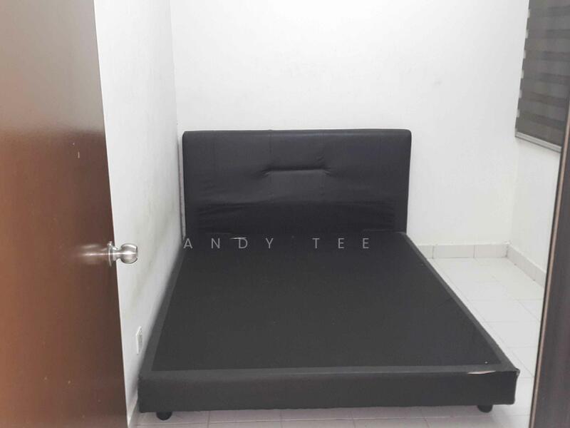 Queensize Bed-frame at 2nd Room