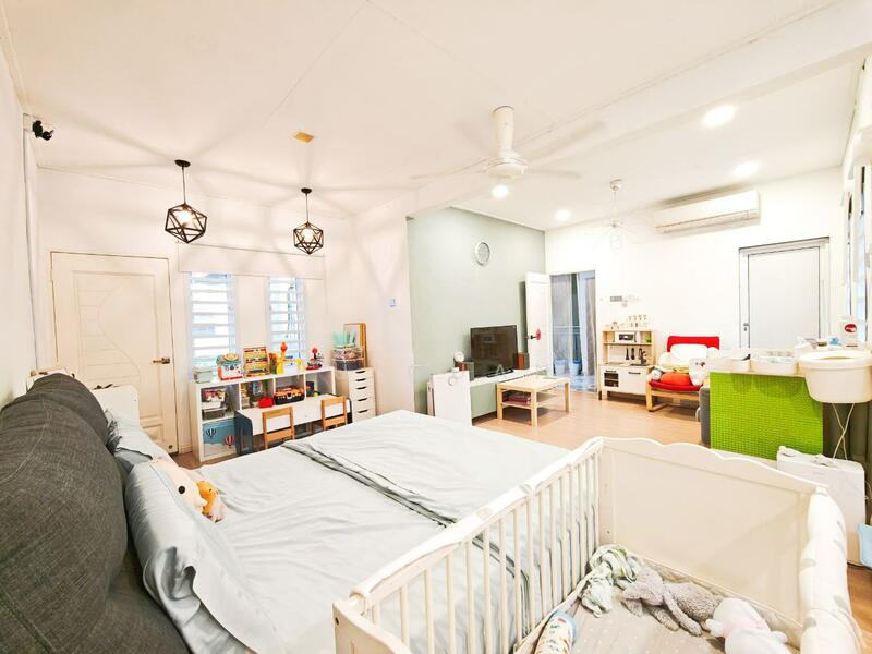 Rumah Berkembar untuk Dijual di Taman Kota Kulai (Kulai) - Fu Guan - Bedroom - PropertyGuru.com.my