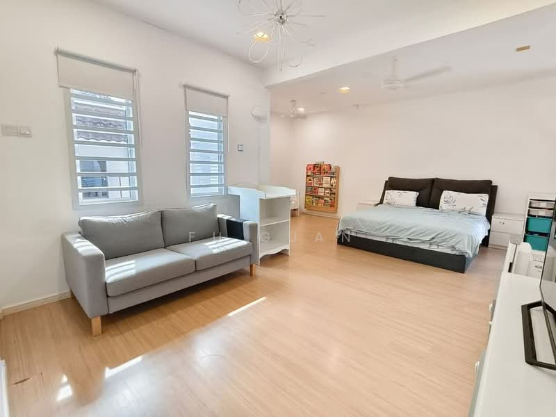Rumah Berkembar untuk Dijual di Taman Kota Kulai (Kulai) - Fu Guan - Living Room - PropertyGuru.com.my