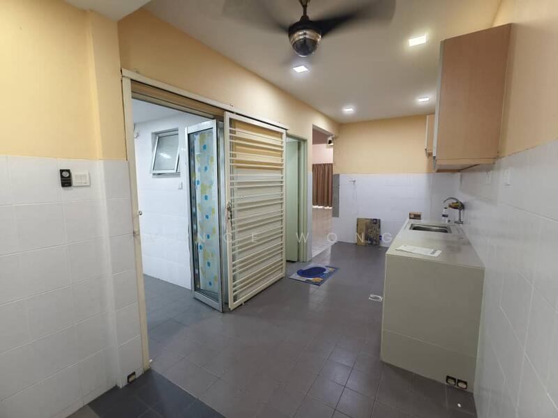 Rumah Teres 2.5 Tingkat untuk Dijual di Puchong (Selangor) - Vince Wong - Kitchen - PropertyGuru.com.my