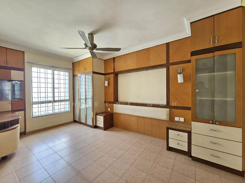 Condominium for Sale at Amadesa Resort Condominium - Sherene Goh - Living Room - PropertyGuru.com.my