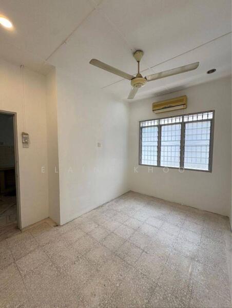 Untuk Dijual - Taman Sentosa Dato Yusuf Shahbudin Single Storey House 20x65 Newly Painted
