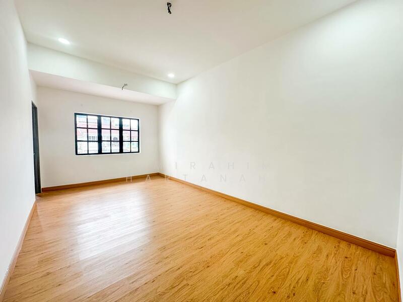 For Sale - Taman Maluri