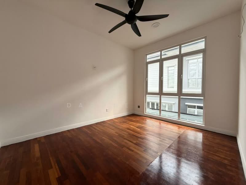 Semi-Detached House for Sale in Amverton Hills (Sungai Buloh) - Daphne Loh - Bedroom - PropertyGuru.com.my
