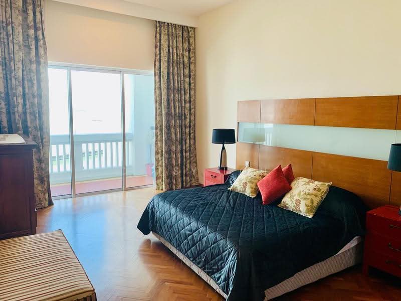 Service Residence for Sale at Straits Quay (The Suites at Waterside) - Daisy Loh - Bedroom - PropertyGuru.com.my