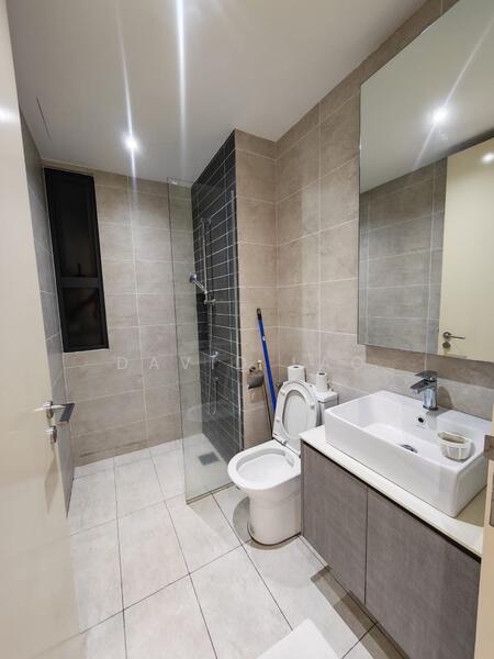 Millerz Square untuk Untuk Disewa - RM 2,800 /bulan, Feb 2026 - Bathroom - PropertyGuru.com.my