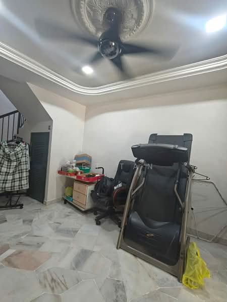 2-storey Terraced House for Sale in Taman Daya (Kepong) - Jet Tan - Interior - PropertyGuru.com.my