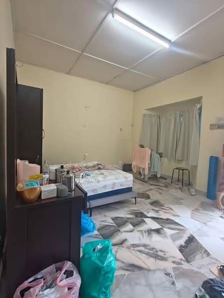 2-storey Terraced House for Sale in Taman Daya (Kepong) - Jet Tan - Bedroom - PropertyGuru.com.my