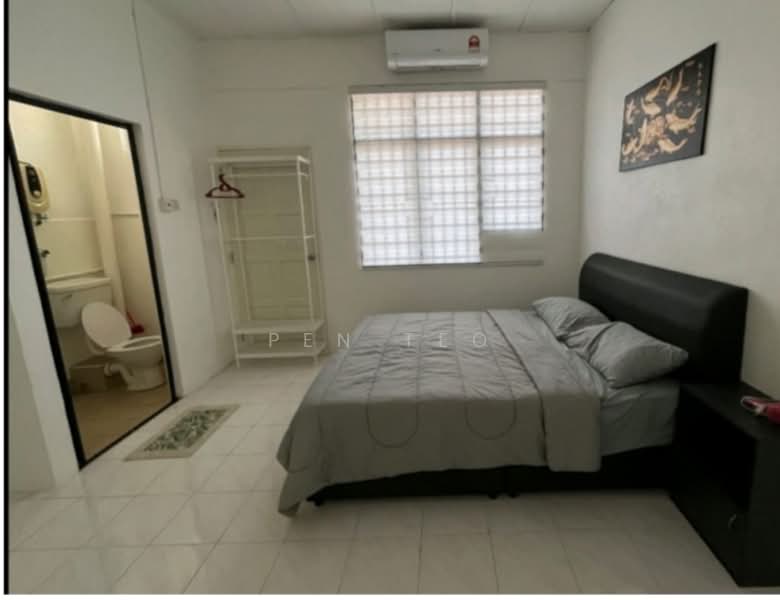 2-storey Terraced House for Sale in Taman Sri Indah (Balik Pulau) - Pen Teo - Bedroom - PropertyGuru.com.my