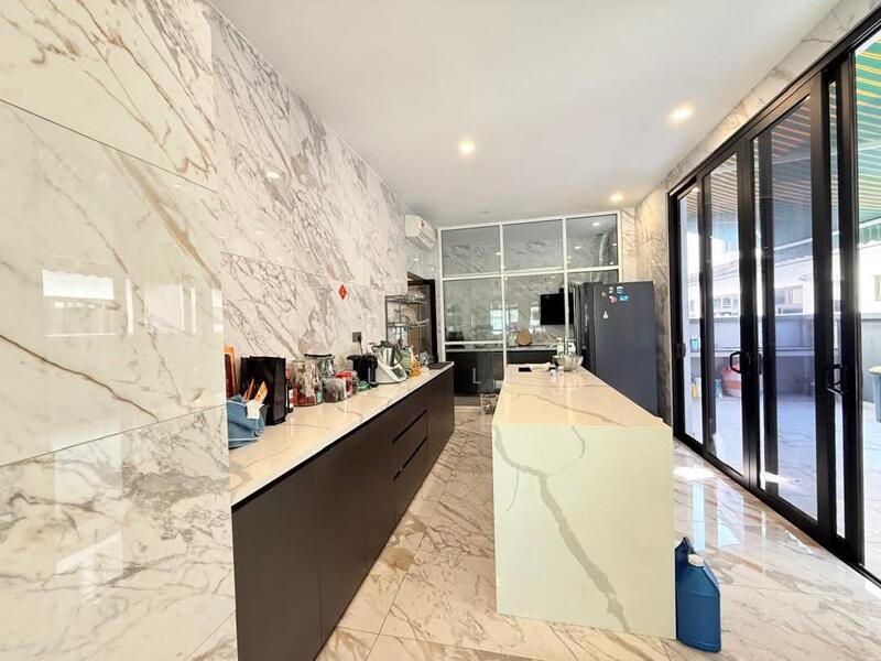 Cluster House for Sale in Eco Botanic (Iskandar Puteri (Nusajaya)) - Iris Lim - Kitchen - PropertyGuru.com.my