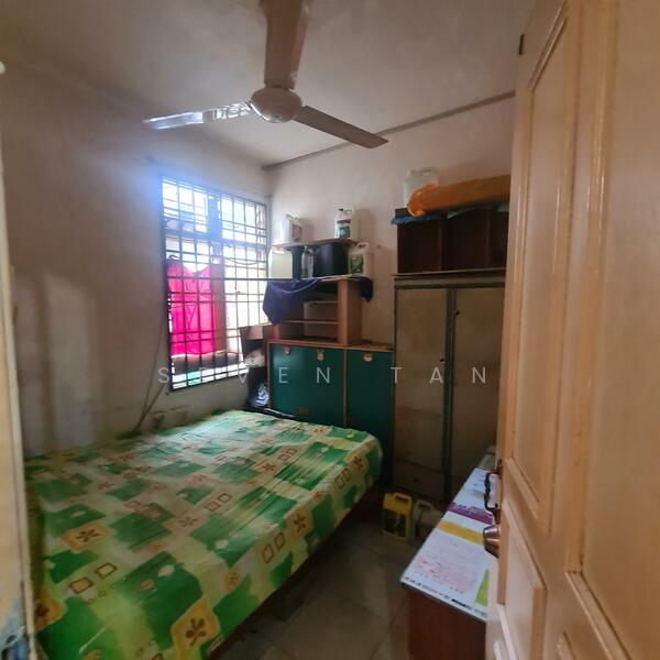Rumah Teres 2 Tingkat untuk Dijual di Taman Pulai Jaya (Kulai) - Seven Tan - Bedroom - PropertyGuru.com.my