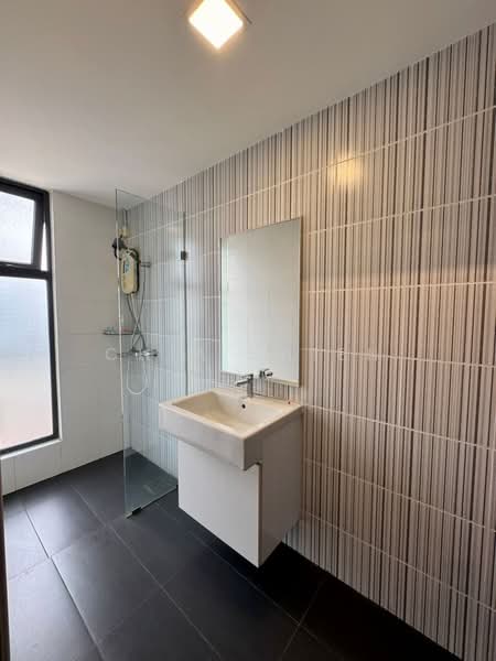Pangsapuri untuk Disewa di V@SUMMERPLACE - Chia Shien Lim - Bathroom - PropertyGuru.com.my