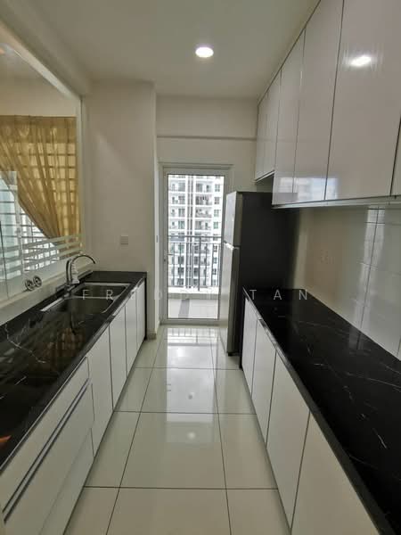 Imperial Residences untuk Untuk Disewa - RM 1,800 /bulan, Mac 2026 - Kitchen - PropertyGuru.com.my