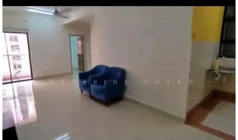 Pelangi Utama untuk Untuk Dijual - RM 420,000, Mac 2026 - Living Room - PropertyGuru.com.my