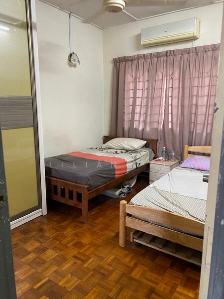 Pangsapuri untuk Dijual di Taman Sungai Besi - Lilian Tan - Bedroom - PropertyGuru.com.my