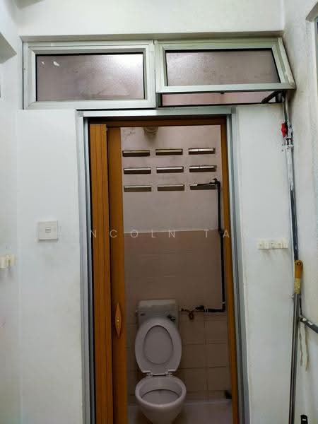 Apartment for Sale at Pangsapuri Angsana - Lincoln Tan - Bathroom - PropertyGuru.com.my