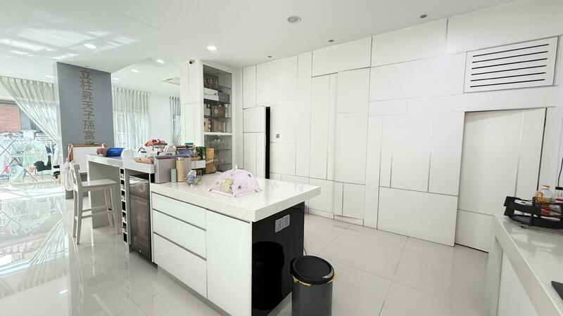 Semi-Detached House for Sale in Taman Beverly Height (Ulu Kelang) - Jocelyn Soo - Kitchen - PropertyGuru.com.my