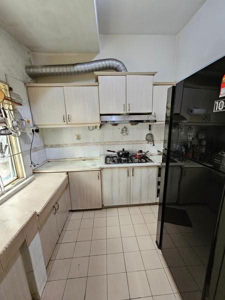 Terraced House for Sale in Batu 9 (Cheras) - Francis Thee - Kitchen - PropertyGuru.com.my