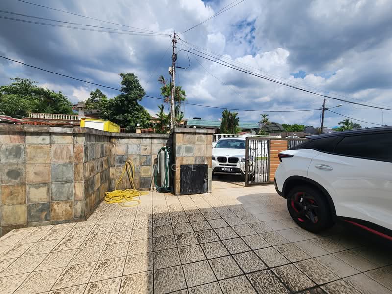 Semi-Detached House for Sale in Seksyen 17 (Petaling Jaya) - Grace Tan - Exterior - PropertyGuru.com.my