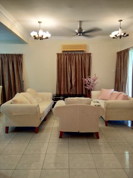 Semi-Detached House for Rent in Taman Lestari Perdana (Seri Kembangan) - Sherri Koh - Living Room - PropertyGuru.com.my