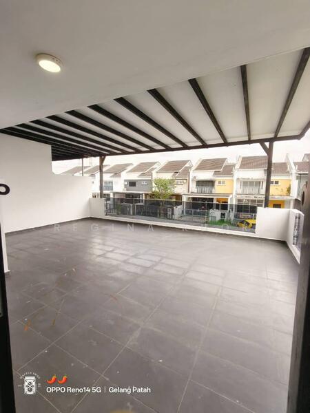 2-storey Terraced House for Sale in Nusantara Prima (Gelang Patah) - Regina Khor - Exterior - PropertyGuru.com.my