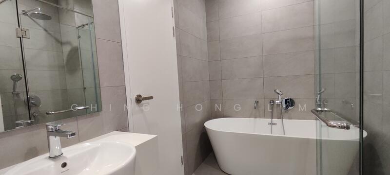 Dorsett Waterfront Subang untuk Untuk Disewa - RM 2,500 /bulan, Mac 2026 - Bathroom - PropertyGuru.com.my