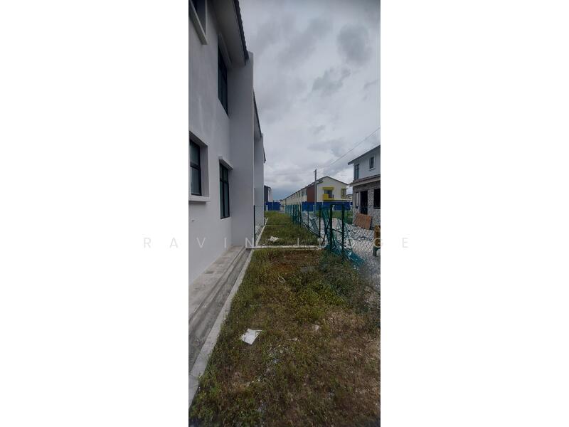Terraced House for Sale in Sungai Buloh (Selangor) - Ravin Judge - Exterior - PropertyGuru.com.my