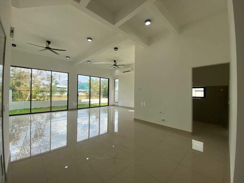 Untuk Dijual - Sejati Lakeside 2