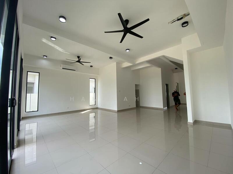 Untuk Dijual - Sejati Lakeside 2